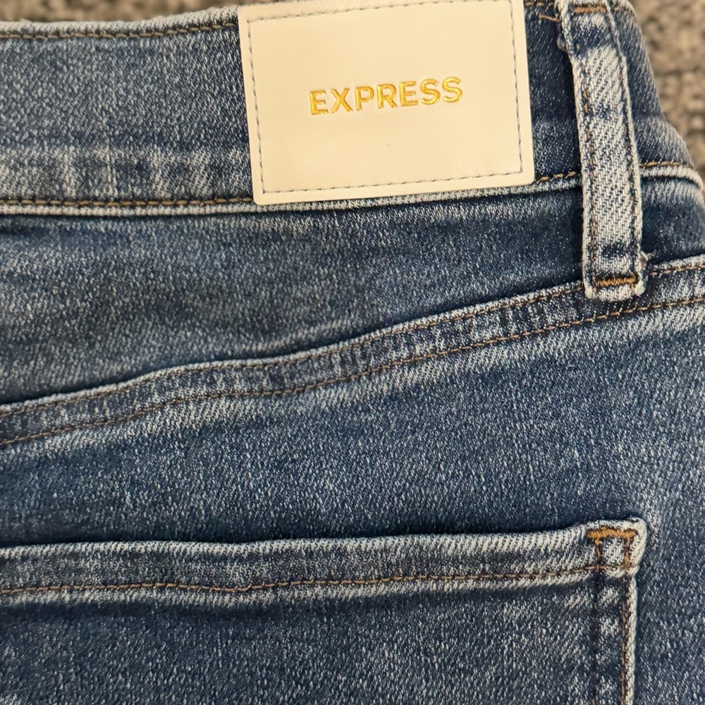 Express Jeans - Picture 3 of 3